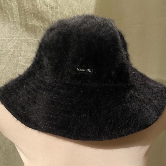 Kangol Black Fuzzy Hat 